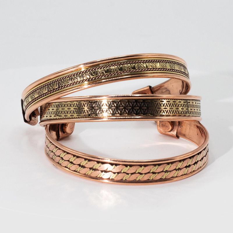 Armbänder mit Kupferbandmuster und Magneten (sortiert)
