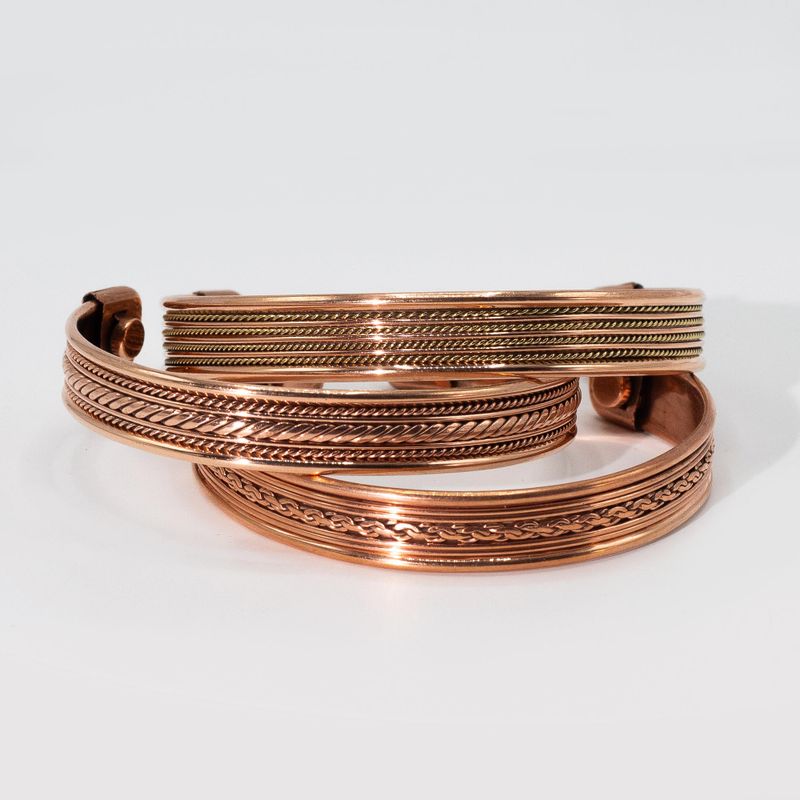 Armbänder mit Kupferbandmuster und Magneten (sortiert)