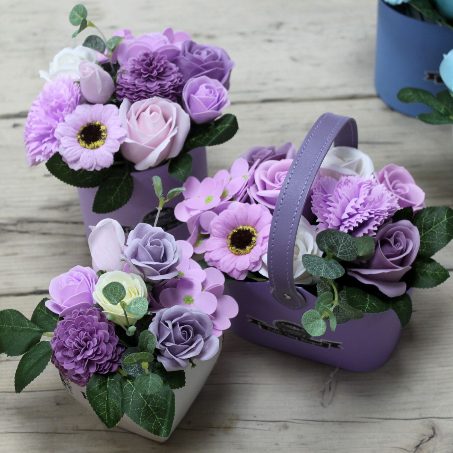 Kleine Seifenblumen-Bouquets