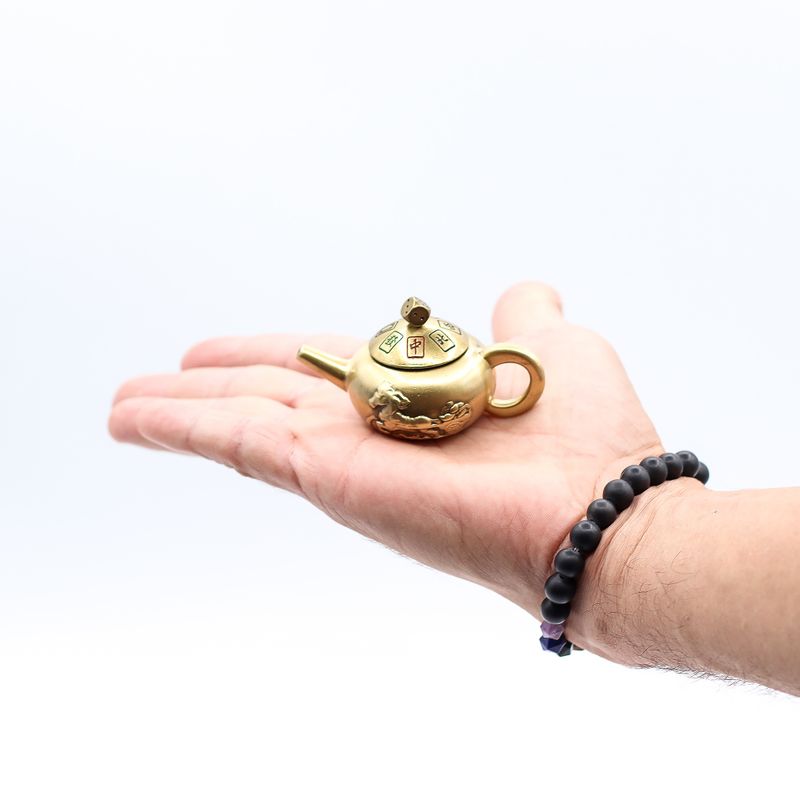 Feng Shui Fortune - Glücksteekanne mit Würfeldrehung