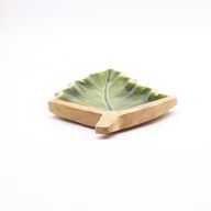Lost in the Forest – Emaillierte Holzschale mit Blättern – 33 x 17 cm