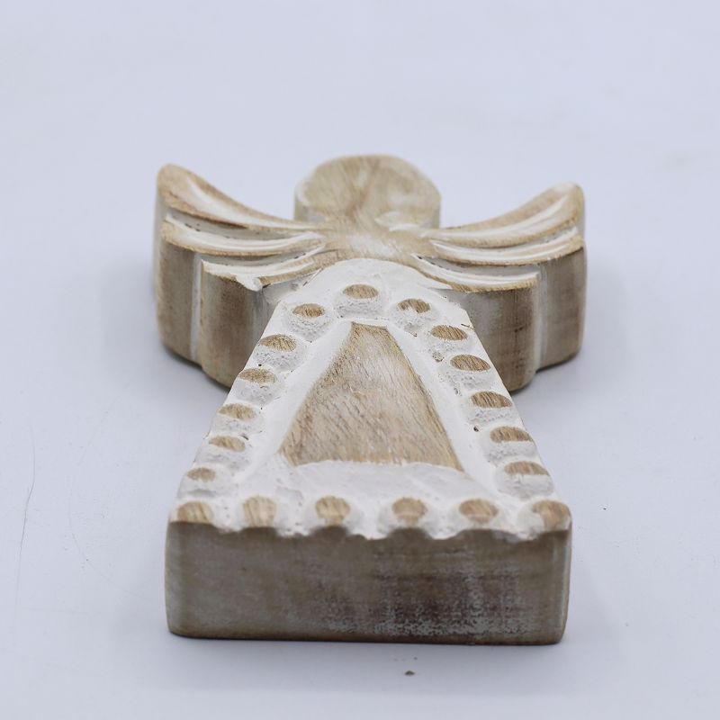 Engel aus Mangoholz – Weiß getüncht – 13 cm