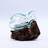 Gewellte Schale aus geschmolzenem Glas auf Holz, 18 cm