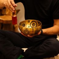 Geätzte Yogi-Figuren aus reinem Messing – 4er-Set – ca. 3,85 kg