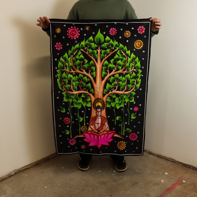 Wandkunst aus Baumwolle (70 x 110 cm) – Buddha-Bodhi-Baum