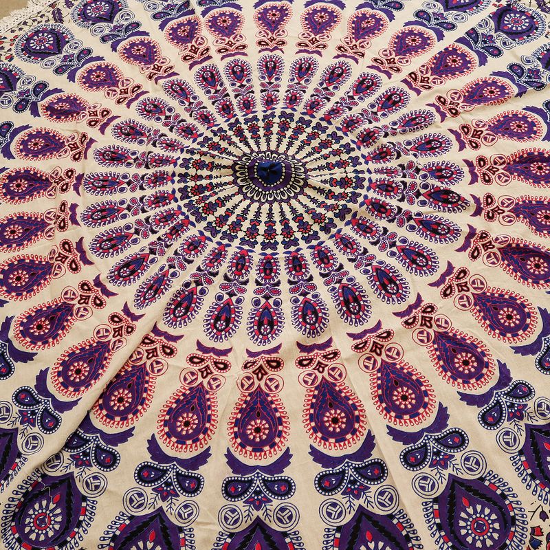 Kleines Mandala-Rundstickerei aus Baumwolle (130 cm) – Pfauenviolett