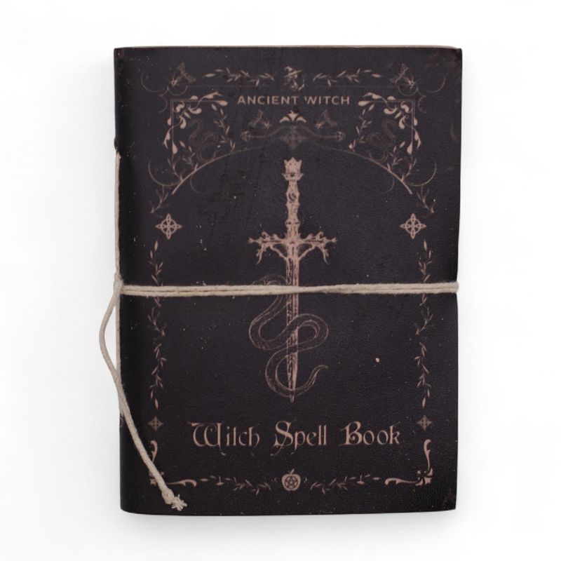 Verschiedene Hexenritual-Notizbücher – Leder (6 x 4,5 Zoll) – Vitrine (Sandra Design)