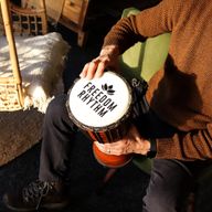 Medium Pro Djembe-Trommel -Freiheitsrhythmus (hoch) - 40 cm (18 cm Durchmesser)