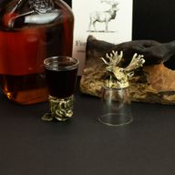 Bottom Up Schnapsgläser (25 ml) – Wald & mystische Kreaturen – Antikbronze