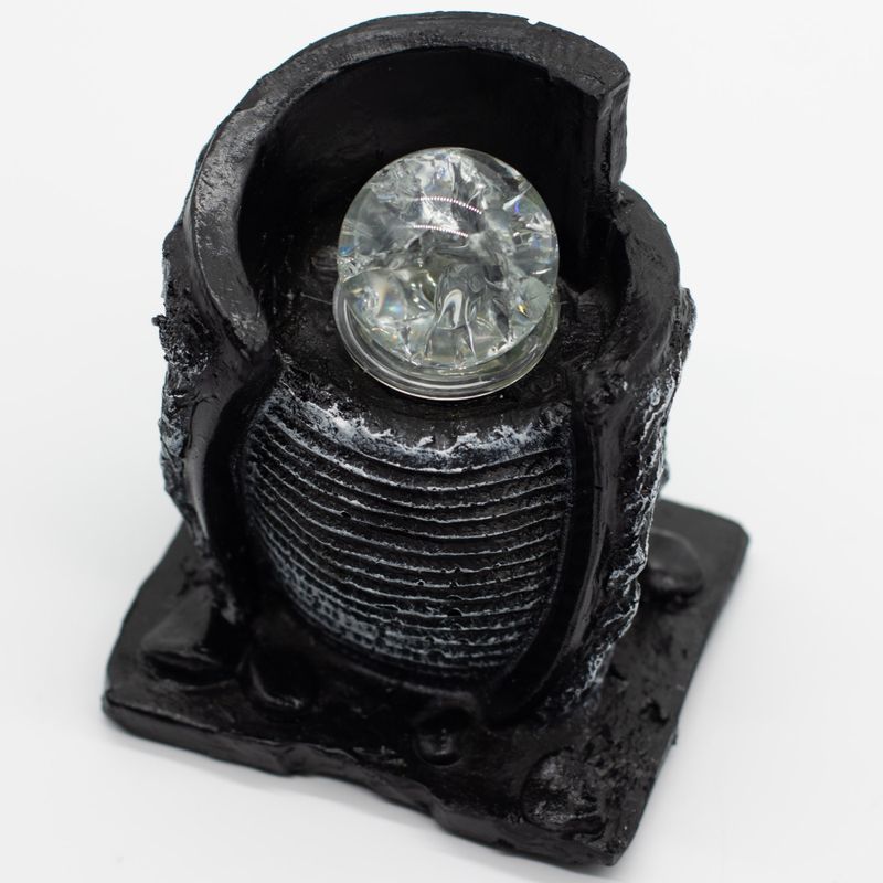 Tischbrunnen – 15 x 13 x 20 cm – Wassertopf & Kristallkugel