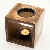 Großer quadratischer Ölbrenner aus Mangoholz – Mondgöttin