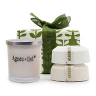 Geschenkbox – Rhabarber (Kerze) + Weiße Feige und Waldbeere (Badebomben)
