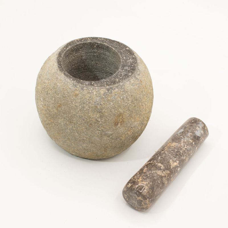Dekorativer Pistill & Mörser aus natürlichem Flusssteinr-Groß (ca. 15 x 12 cm)