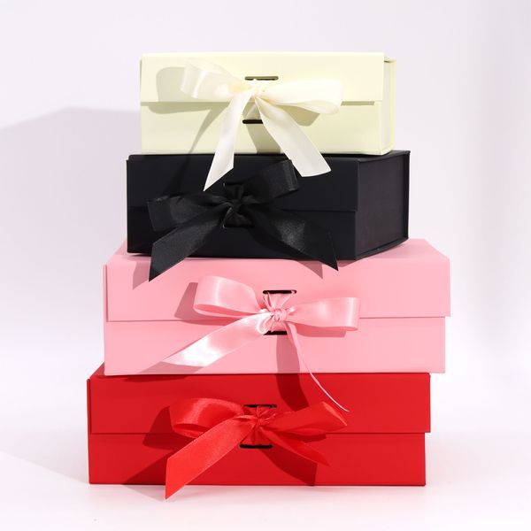 Großhandel Flache Geschenkboxen mit Bändern