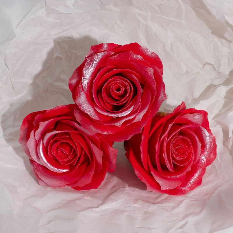 Seifenblume (5-lagig) Nur dekorative Rose – mit Seidenbesatz – Mattiertes Rubinrot