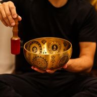 Geätzte Yogi-Figuren aus reinem Messing – 4er-Set – ca. 3,85 kg
