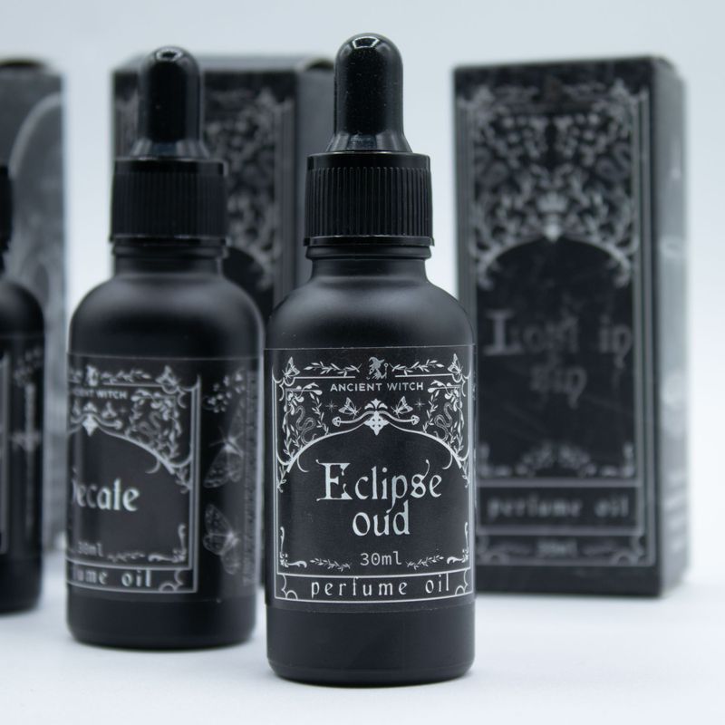 Antikes Hexen-Parfümöl - Eclipse Oud