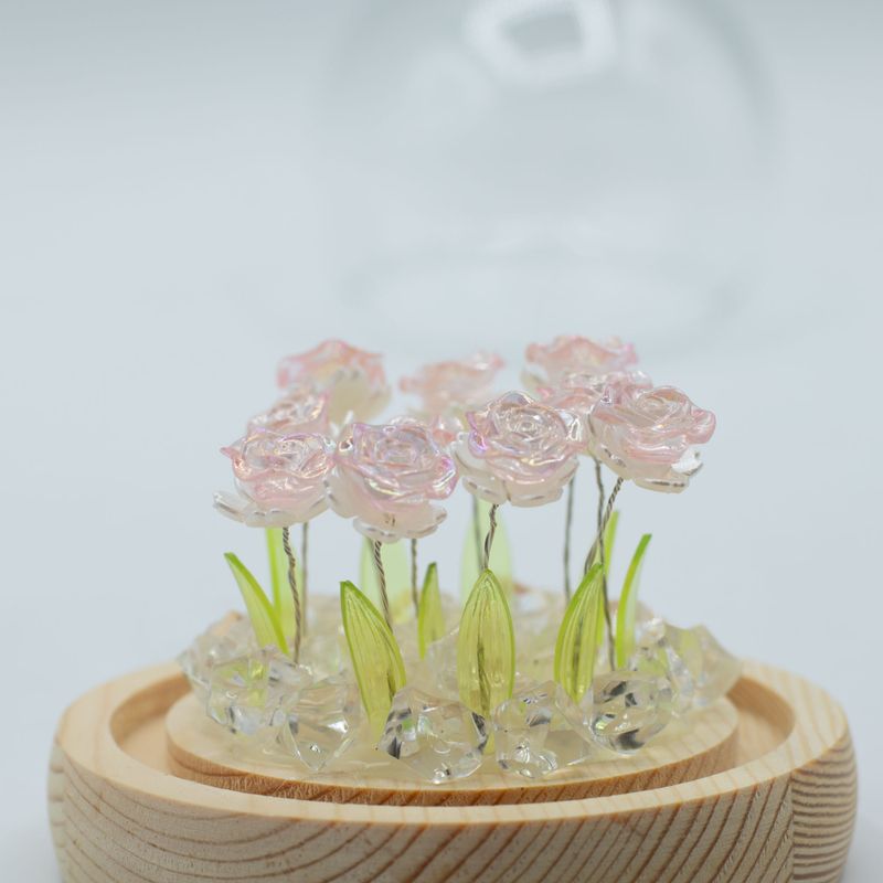 Floral Glow Gartenkuppel – 10 rosa Rosen – LED-USB