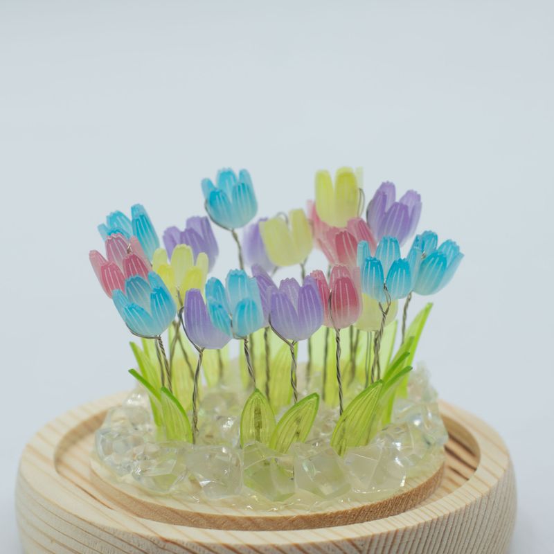 Floral Glow Gartenkuppel – 20 mehrfarbige Tulpen – LED-USB
