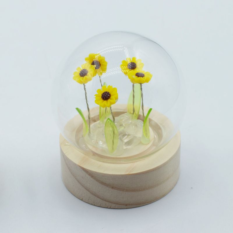 Floral Glow Gartenkuppel – 5 Sonnenblumen – LED-Batterie