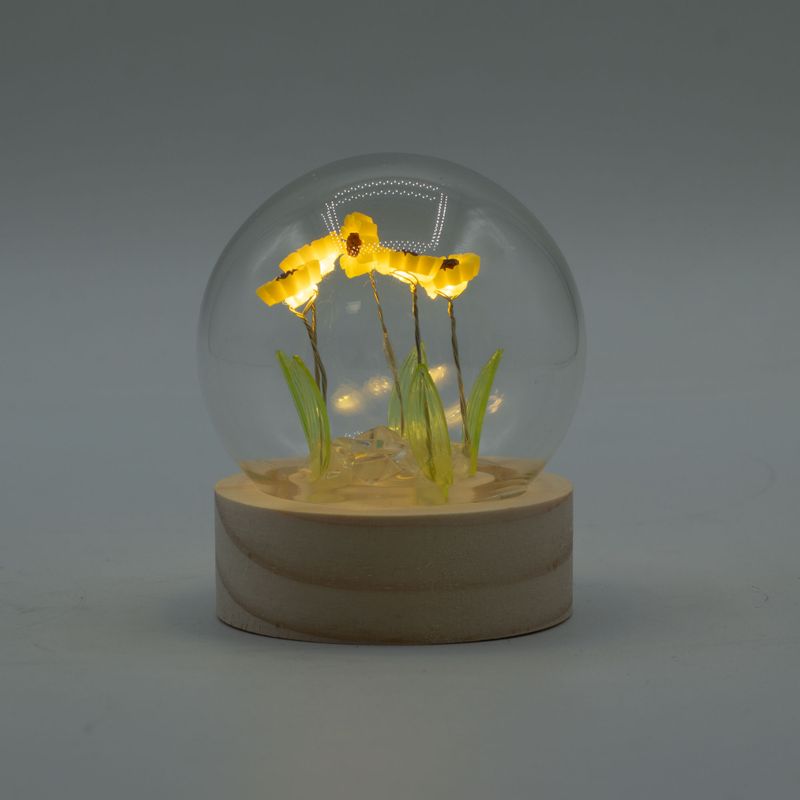 Floral Glow Gartenkuppel – 5 Sonnenblumen – LED-Batterie