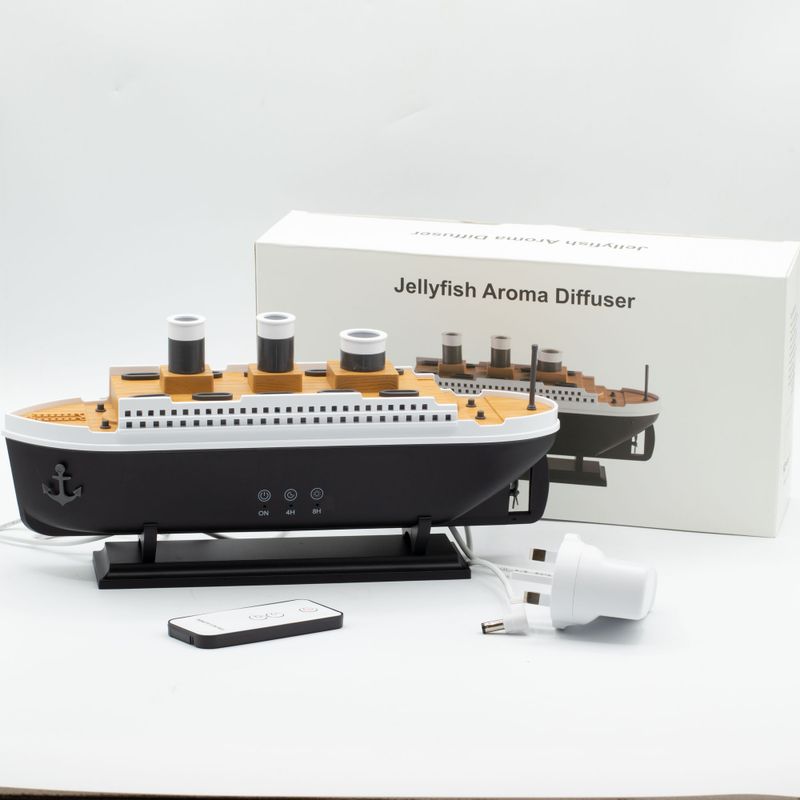 Titanic-Schiffsmodell – Puff-Effekt – USB – Farbwechsel – Fernbedienung