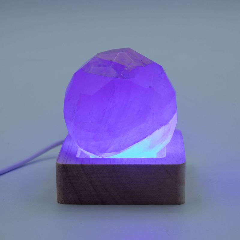 6 cm quadratischer USB-LED-Ständer aus Holz – Mehrfarbig