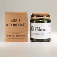 Woodwick Sojawachskerze - Asche & Holzrauch