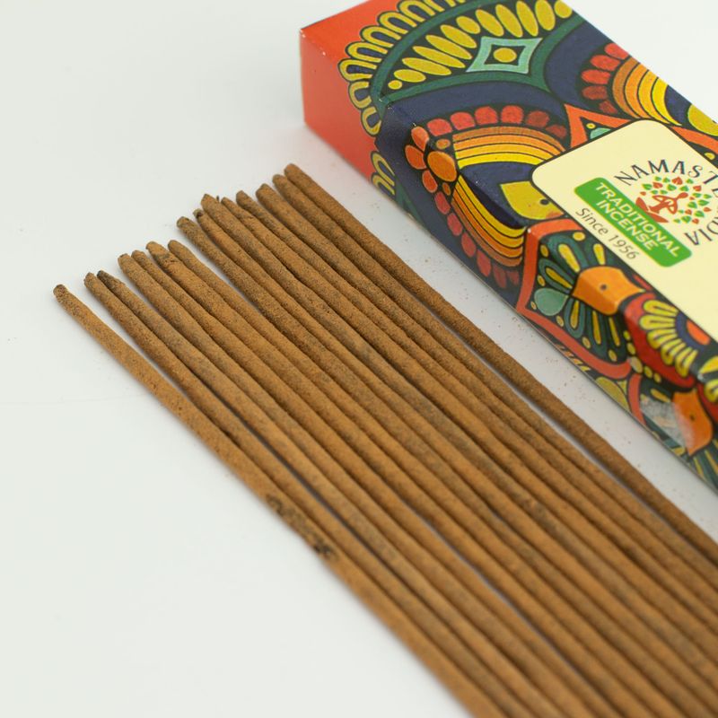 Namaste Mandala Masala Räucherstäbchen – Oud Royal
