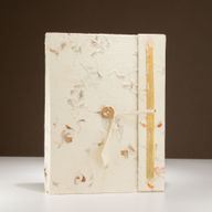 Großes Lokta-Notizbuch mit gemischten Blumen (21 x 15 cm) – 45 Blätter – inkl. Lesezeichen