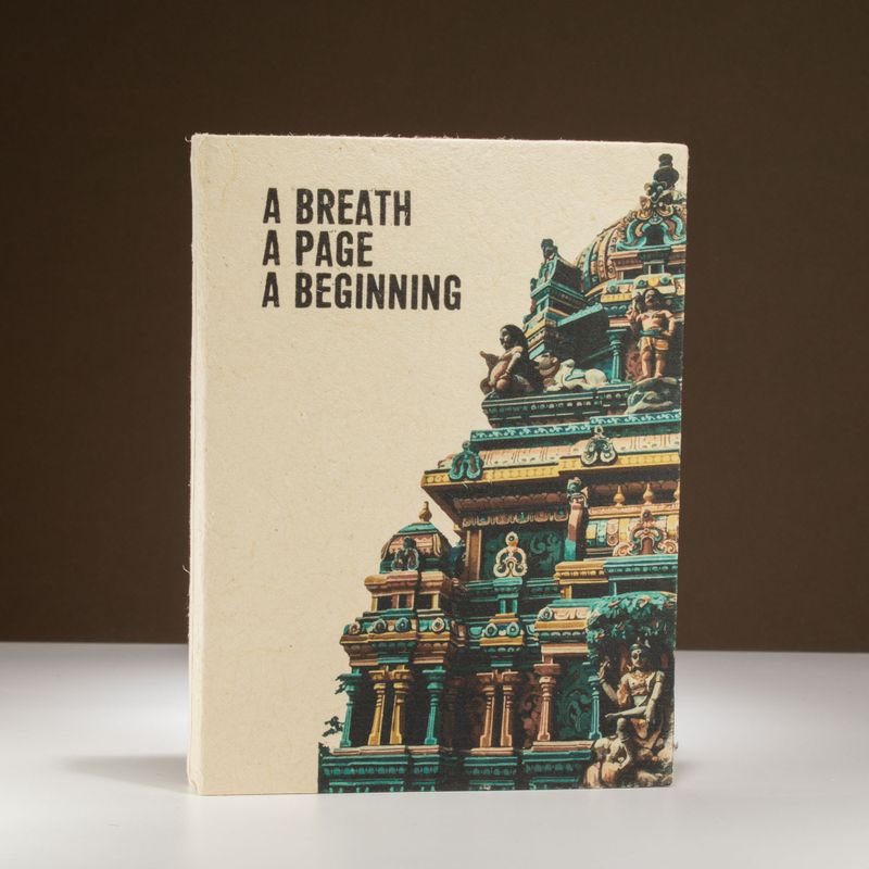 Großes Lokta Inspiration Notizbuch (21x15cm) - 45 Blätter - A Breath - inkl. Lesezeichen