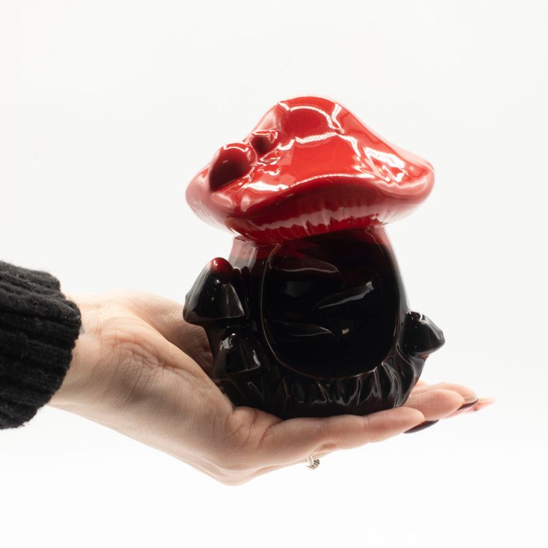 Rückfluss-Räuchergefäß – Großer roter Pilz