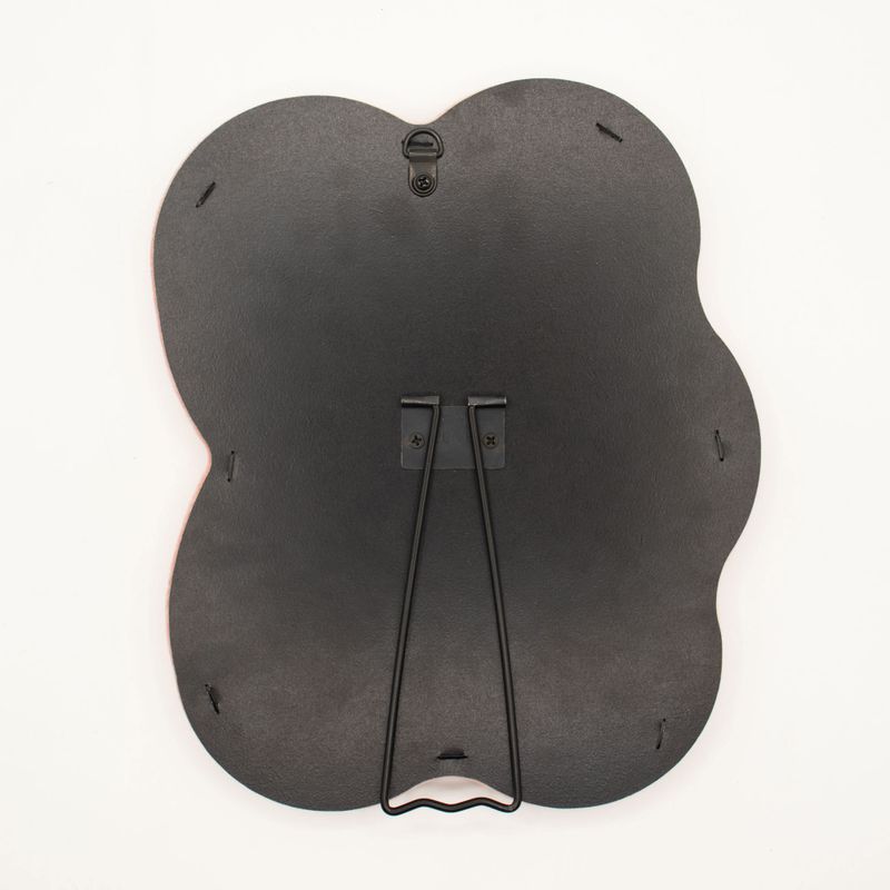 Weiche, geschwungene Spiegel – Quadratischer Kieselstein – Rosarot (25) – 22,5 x 27 x 2,3 cm