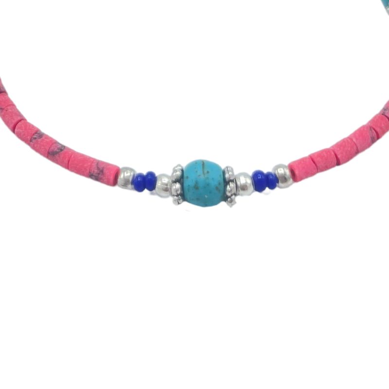 Nepalesisches Armband mit extrafeinen Edelsteinen – rosa Korallen und türkisfarbene Perlen