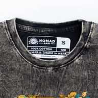 Nomad Sari Stonewashed Baumwoll-T-Shirt - Lebenskompass - Anthrazit - Klein