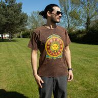 Nomad Sari Stonewashed Baumwoll-T-Shirt - Sonne & Sternzeichen - Braun - Klein