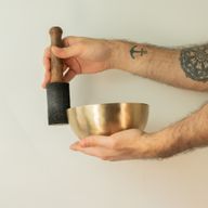 Mittlere Chaken-Klangschale, handgefertigt (ca. 500 g) – 15 cm