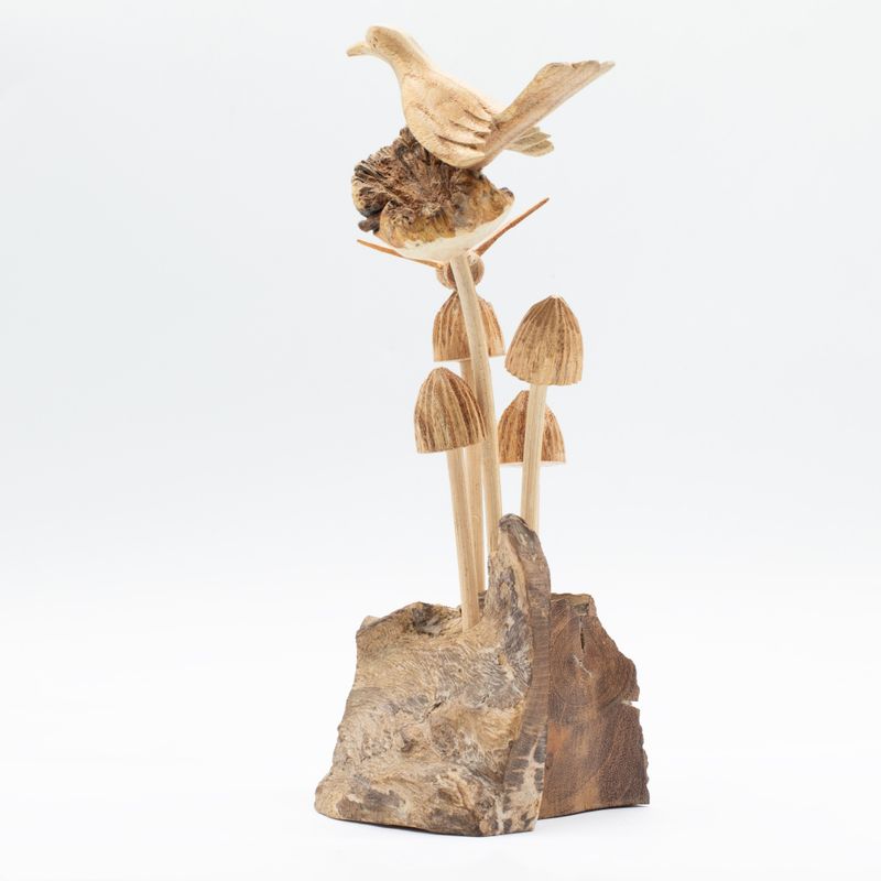 Handgefertigte Parasiten-Holzkunst-Schnitzerei – Vogel und Biene auf Pilzen