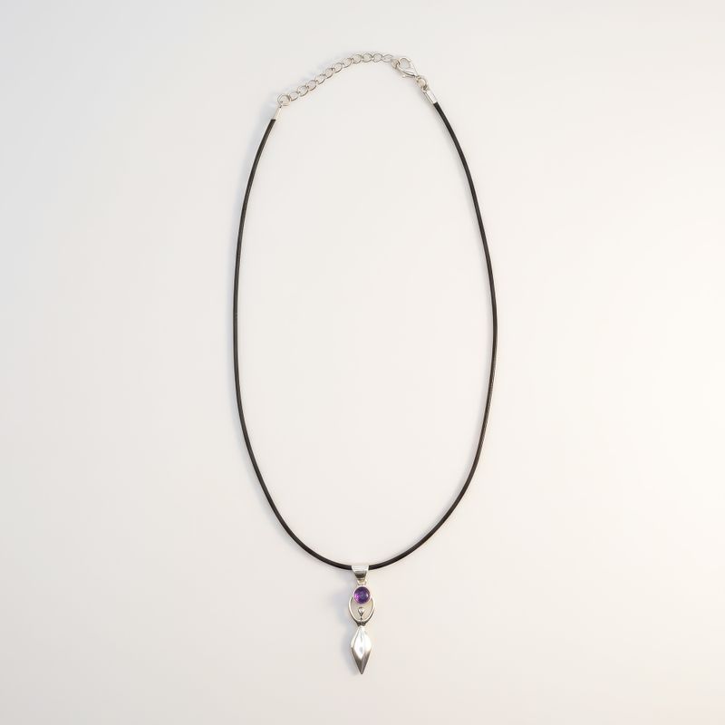 Indische Andachtsanhänger - Silberplattiert (45 cm Kordel) - Göttin-Amethyst