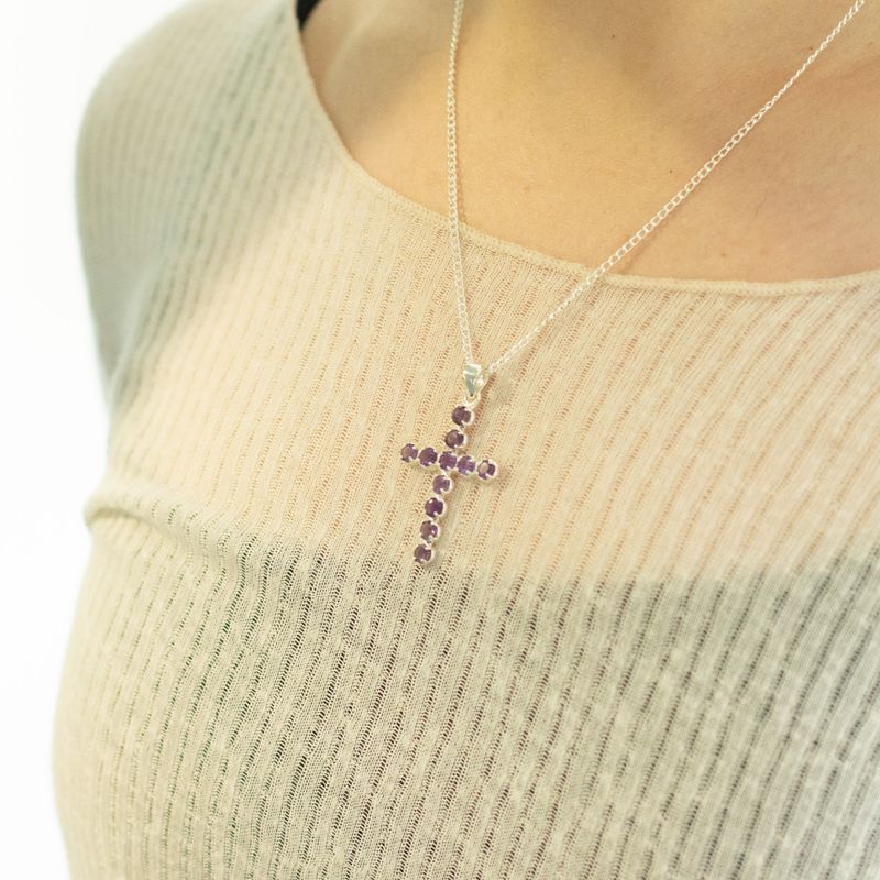 Indische Andachtsanhänger - Silberbeschichtet (45 cm Kette) - Amethyst-Kruzifix