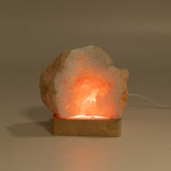 8 cm quadratischer USB-LED-Ständer aus Holz – Mehrfarbig