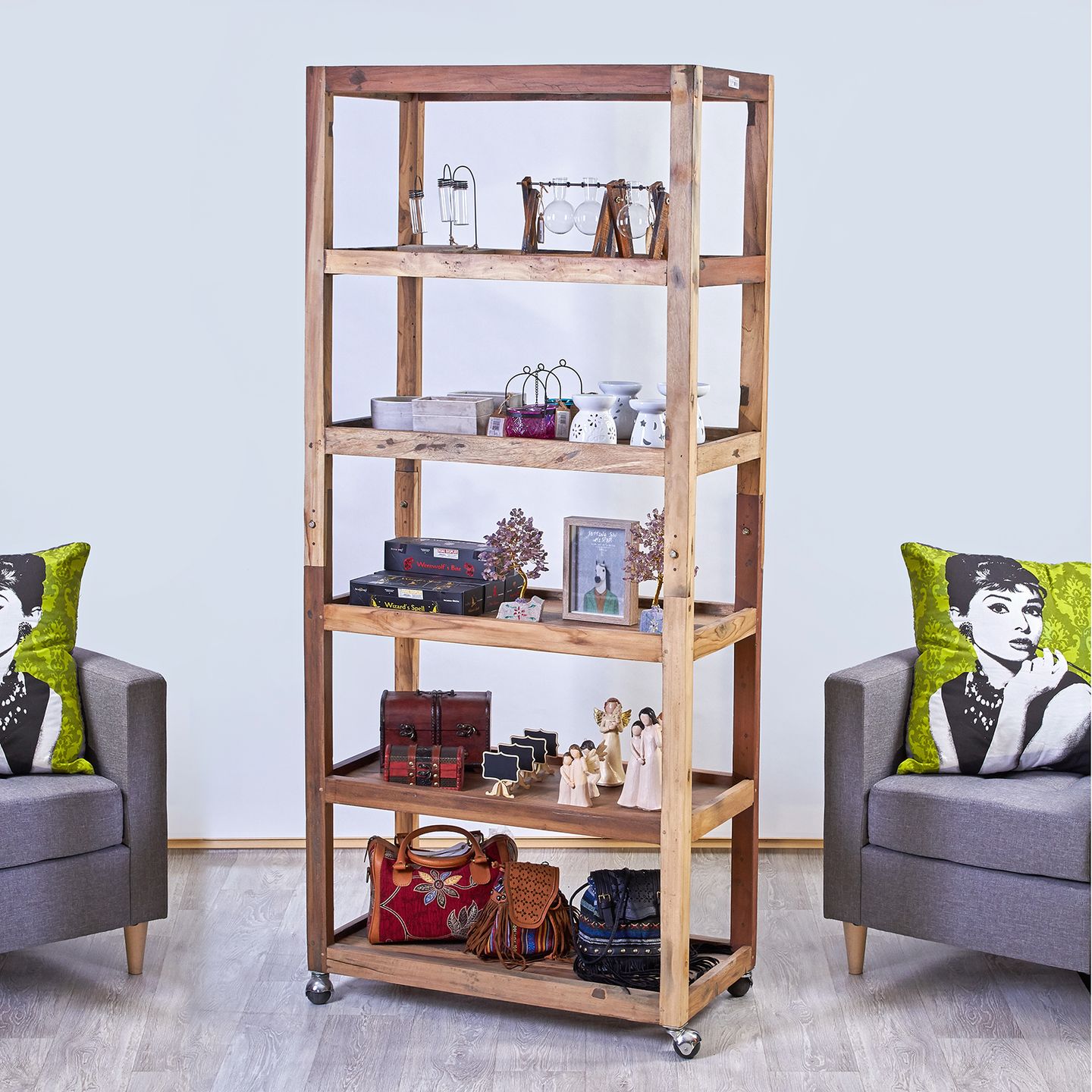 Möbel aus recykeltem Holz