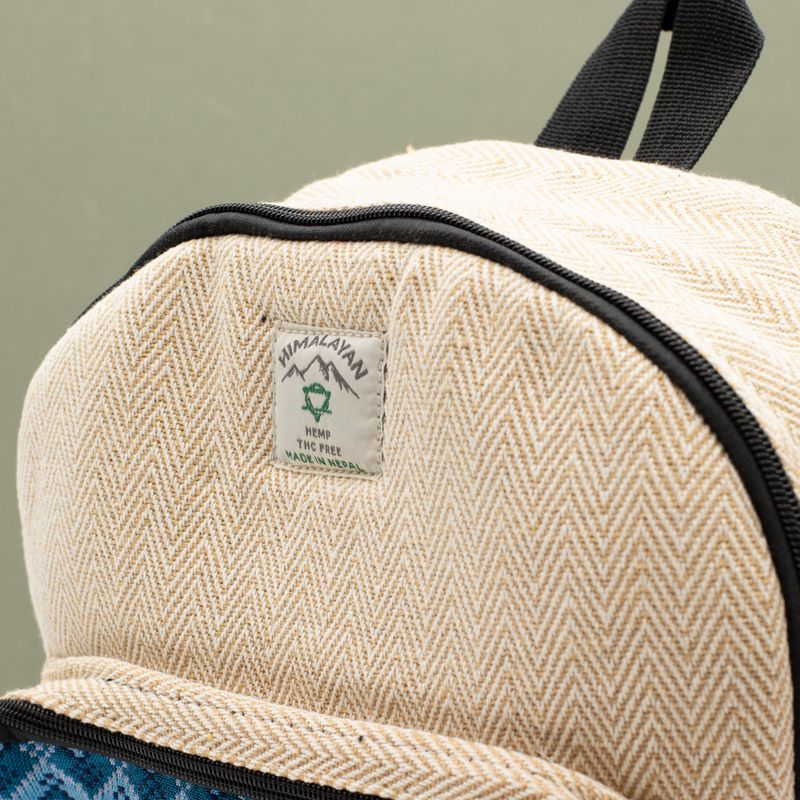 Standard Kathmandu-Rucksack - Dhaka-Design (34x27x10cm)