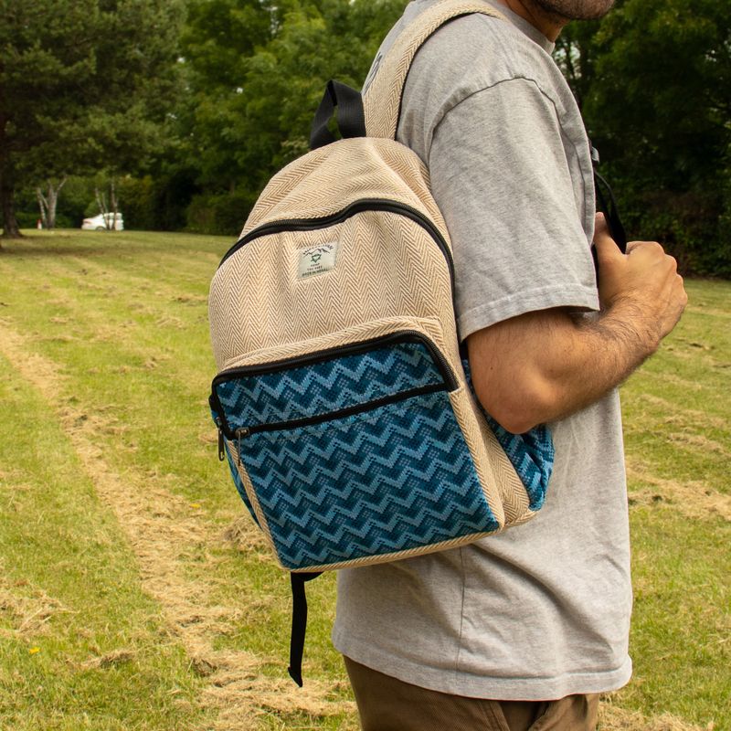 Standard Kathmandu-Rucksack - Dhaka-Design (34x27x10cm)