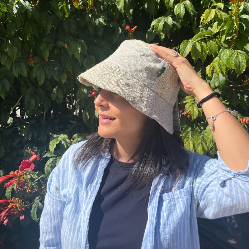 Gepatchter Hanf- und Baumwoll-Boho-Festivalhut - Natur