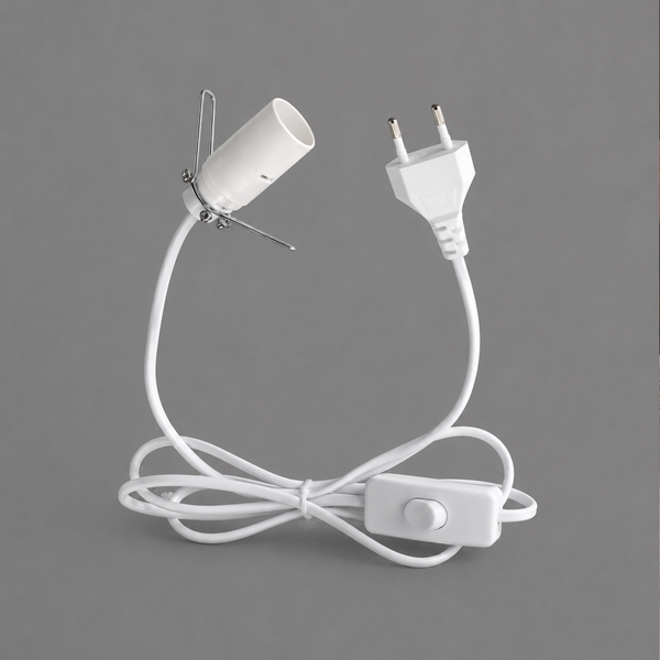 Steckdosenadapter & USB-Ladestationen