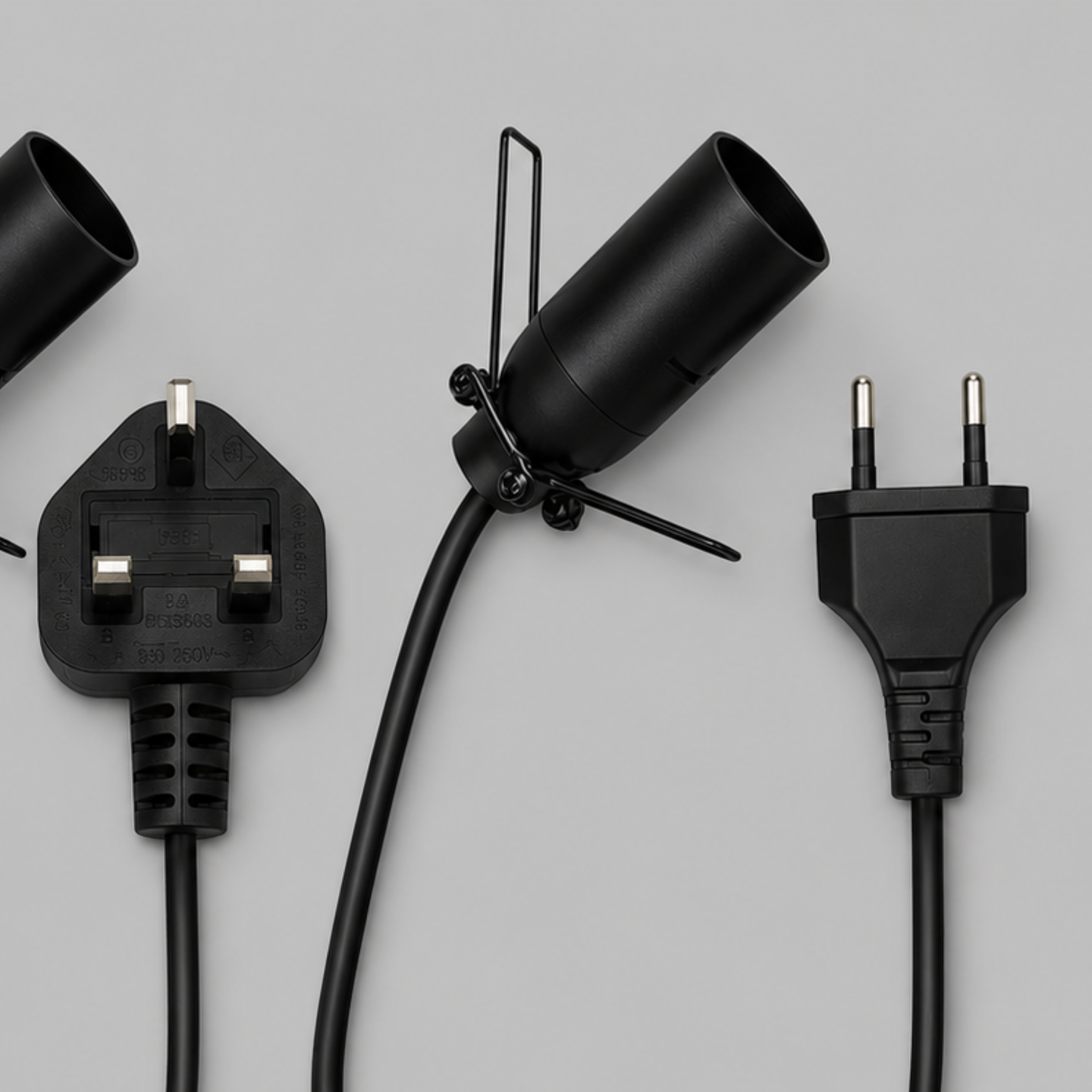 Steckdosenadapter & USB-Ladestationen