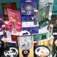 Hop Hare Candles & Rollons Starter-Set mit 10% Rabatt und kostenlose Socken