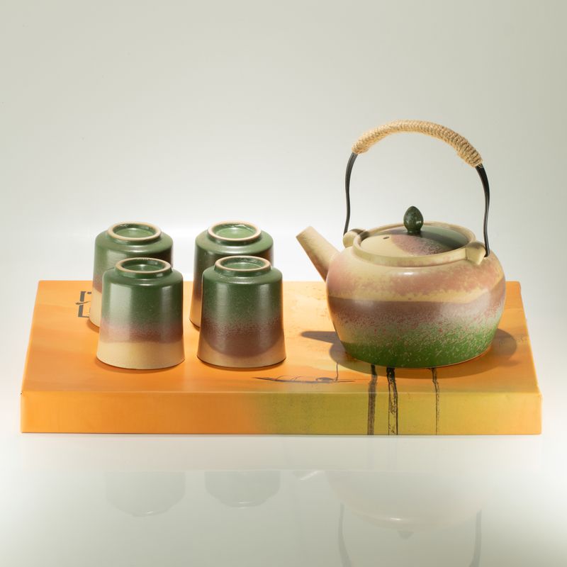 Japanisches Kyusu-Stil-Teeset - Für grünen Tee - Vier Tassen