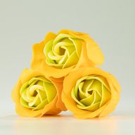 Schachtel mit 3 Seifenblumen – Frühlingsrosen